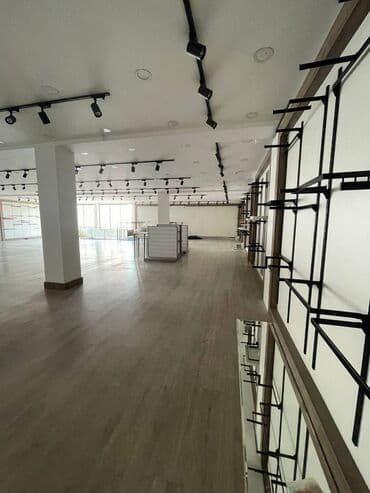 снять офис в баку: Abşeron rayonu (Masazır) ərazisində 450 kv.m ümumi sahəsi olan 4 — 4