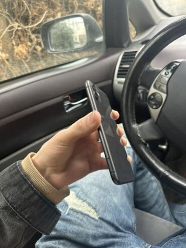 iphone 7 pilus: IPhone 11, 64 GB, Qara, Face ID — 3