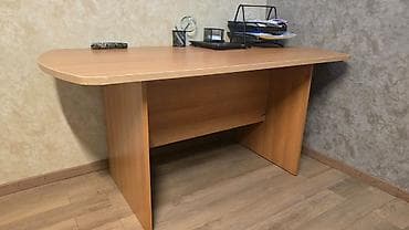 Ofis dolabları: İşçi üçün, Dördbucaq masa — 1
