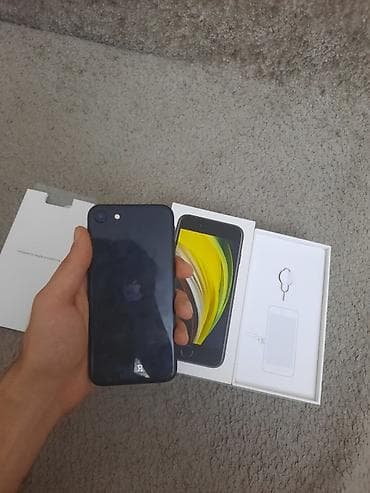iphone 2020: IPhone SE 2020, 64 GB, Qara, Barmaq izi — 3