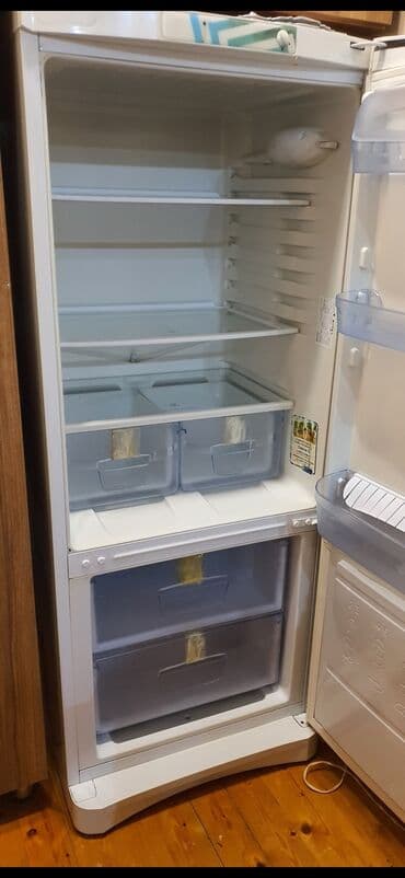 Duxovkalar: Indesit xolodelniki.Tam islek veziyyetdedi.Cox seliqeli islenib.Barter — 5