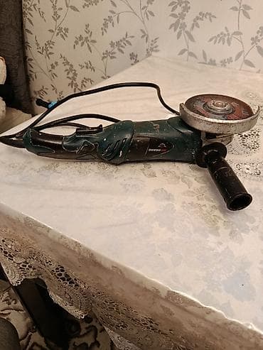 işlənmiş svarka aparatı: Salam. laqundalar satilir.230luq ve 125 lik.boyuyun umumyetle qutusu — 7