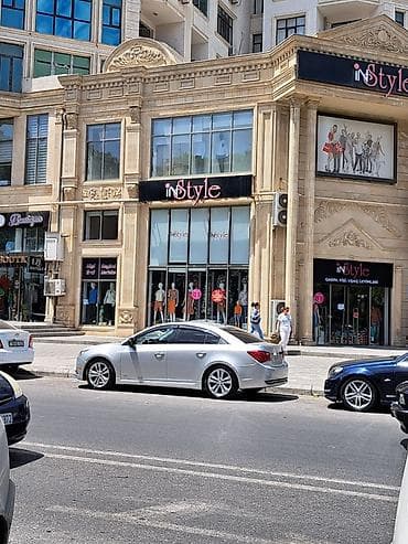 masin sat: Chevrolet Cruze: 1.4 l | 2014 il 320000 km Sedan — 3