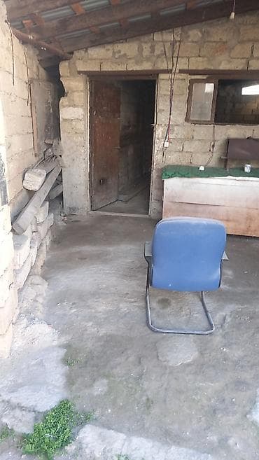 60 mine evler: Zabrat1 qəsəbəsində 21 saylı poliklinikanın qabağında isdehsalat və — 5