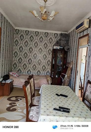 9 mkr satilan evler: Sebai rayon 20 - ci sahe ərazisində yerləşən 3-otaqlı heyet satilir — 7