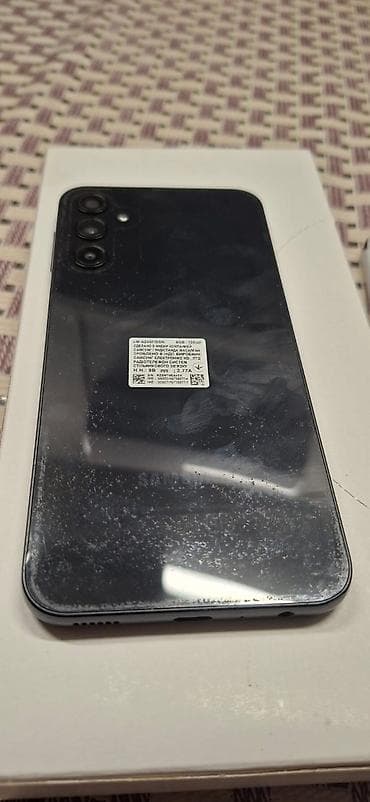 qin telefon: Samsung A24 128 yaddaş 6G telefonun hecbir prablemi yoxdur sadecə — 2