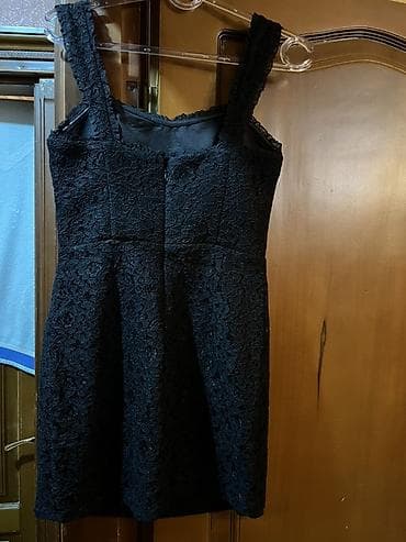 Qara krujeva don - Klassik qara rəngdə, tam krujeva (dantelli) parça