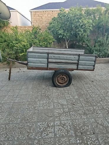 Təsərrüfat üçün çox möhkəm, iki təkərli lapet satılır.Nömrəsizdir — 3