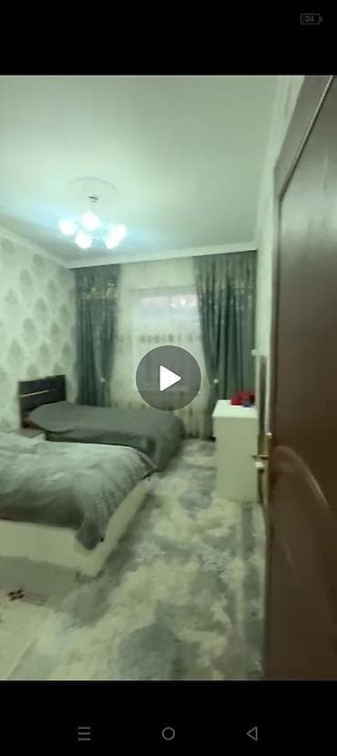 Mənzillər: 3 otaqlı, 3 kv. m — 7