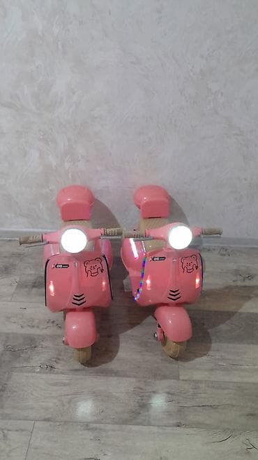 Uşaq elektrik skuteri (Vespa tərzində) – çəhrayı rəng - Tip — 7