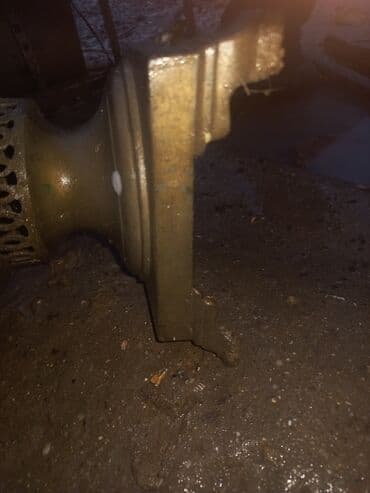 Sikkələr: Rus istehsalı köhnə tip samovar – kömür/odunla işləyən — 3