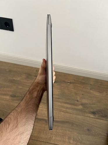 macbook pro 2017 i5: İşlənmiş Apple MacBook, 13.3 ", Apple M1, 256 GB — 9