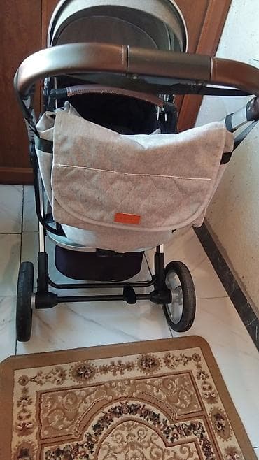 don modeleri: Transformer araba, İşlənmiş, Cins: Qız, Yaş: 24-30 ay, Ünvandan götürmə — 2