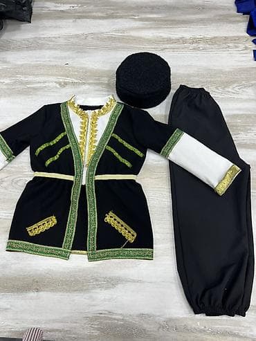 Uşaq üçün milli geyim dəsti 3-5 yaş 15 ədəd Dəstə daxildir: üst