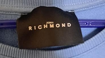 Свитшот Richmond, размер S, надет пару раз, в отличном состоянии. Цена — 3