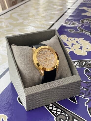 tozlu aksesuar instagram: Qol saatı, Guess — 4