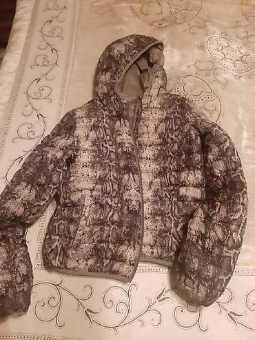 kurtka türkçe: Guess firmasi qaz tuku kurtka ikiuzludur — 2