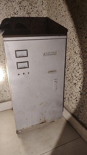 Ikinci el 30kva nol fazagiriş 150v, çixiş 220v, heyet evinde