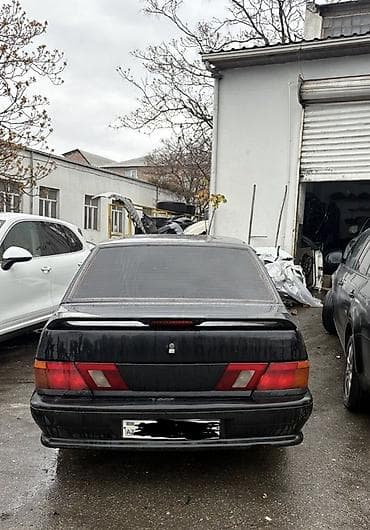 e 3 2: VAZ (LADA) 2115: 1.6 l | 2010 il Sedan — 7