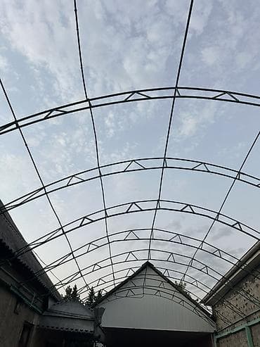 qara lövhə: Metal karkaslı taxta/şifer/polikarbonat örtük üçün hazır konstruksiya — 1