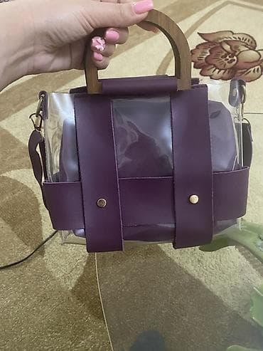 a 10 s: Şəffaf korpuslu, bənövşəyi detallı qadın çantası - Dizayn: Şəffaf PVC — 1