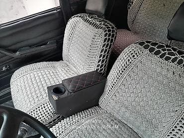 Salam.Maşin ilinə görə yaxşi vəziyətdədi.Sənətlər hammisi