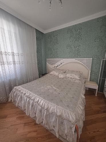 Мебель: Mebel dəsti – qonaq və yataq otağı üçün Qonaq otağı: - 3 nəfərlik — 4