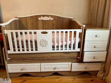 Oğlan və qız üçün, Yeni, Beşik, Komod
