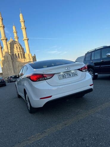 kia forte 2017: Hyundai Elantra: 1.6 l | 2014 il Sedan — 9