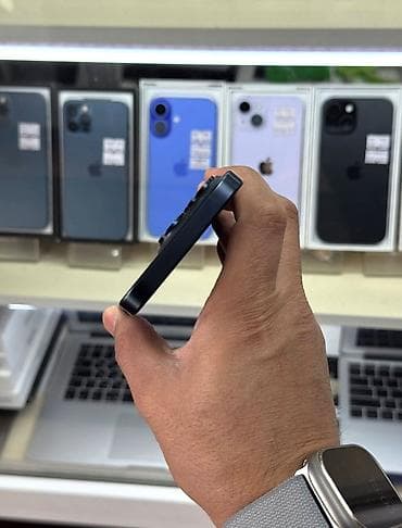 iphone 1q: IPhone 15 Pro, 256 GB, Blue Titanium, Zəmanət, Simsiz şarj, Face ID — 5