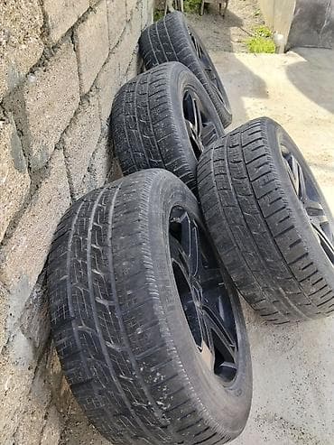 Disk təkər Mercedes-Benz 275 / 55 / R 19, 5 Boltlu