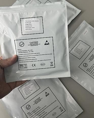 Sandıqlar: 5 metrlik 12v blokla işləyən lenta işıqlar 9 azn. Bütün rənglər — 2