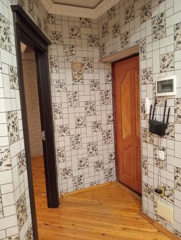 gözəl bakı mtk: Xırdalan, 2 otaqlı, Köhnə tikili, 57 kv. m — 1