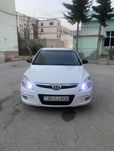 фольксваген поло новый кузов: Hyundai i30: 1.6 l | 2008 il Sedan — 4
