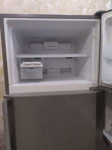 soyuducu sharp: Soyuducu Sharp satılır. Problemsiz işlək vəziyyətdədir. No frost — 3