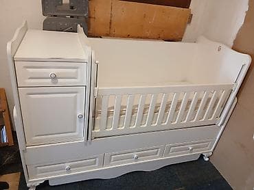 transformer çarpayı: Uşaq beşiyi – modul tipli, ağ rəngdə - Yanında komod: yuxarıda — 2