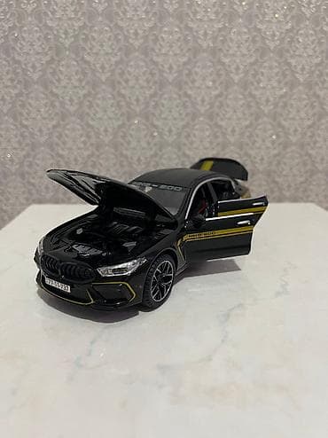 antik pullar: BMW M8 Manhart 800.
Yenidir ölçüsü 1/24.
Metrolara çatdırılma pulsuzdu — 3