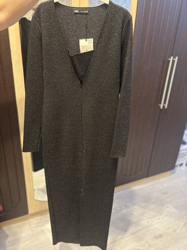 rengli tustuler: Ziyafət donu, Midi, Zara, M — 3