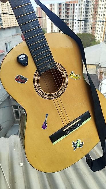 ucuz gitara satisi: Klassik gitara, İşlənmiş, Ünvandan götürmə, Pulsuz çatdırılma, Ödənişli çatdırılma — 2