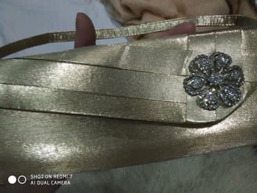 Eynəklər: Клатч женский Франция из золотой парчи с аксессуарами из камней — 4