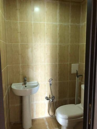 maştağa kiraye: Yasamalda midadada 12 mertebeli binanın 9-cü mərtəbəsində yerləşən — 6