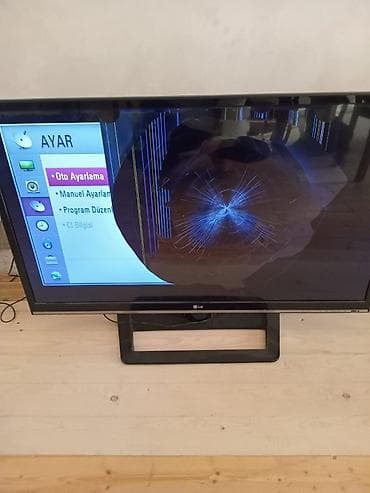 Elci televizor 107 ekrani qirilib — 1