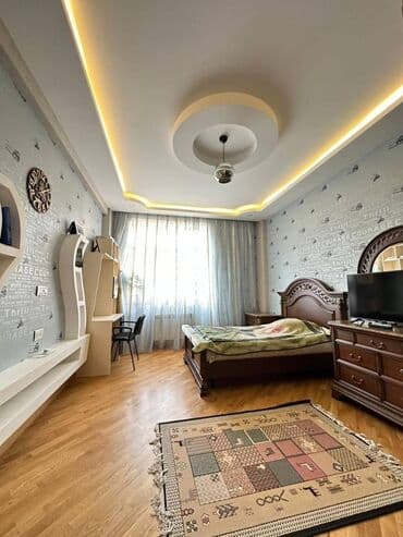 bakı tikiş evi ünvanları: Bakıxanov qəs., 4 otaqlı, Yeni tikili, 135 kv. m — 4