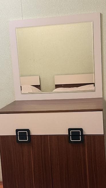 2 mertebe evler: 2 təknəfərlik çarpayı — 1