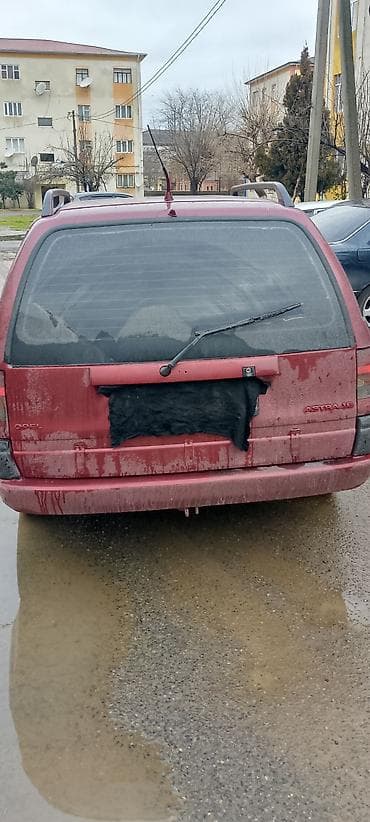 şkoda: Opel Astra: 1.6 l | 1997 il 15465 km Universal — 3