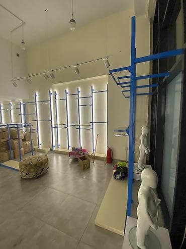 Оборудование для мойки: Maqazin bağlanıb az işlənmiş vitrinlər satılır. İdeal vəziyyətdədir — 4