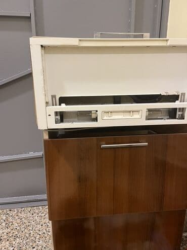 pasyolka kirovda satilan heyet evleri: Mətbəx mebeli dəsti Uzunluğu 3metr 17sm Material: Həsənoğlu mətbəx — 3