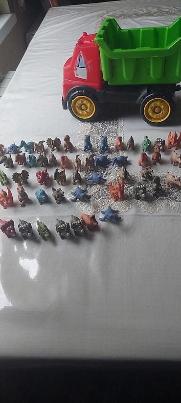 Детская одежда и обувь: Uşaq oyuncaqları dəsti – kiçik dinozavr fiqurları və böyük plastik — 3