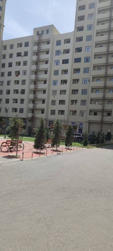 ağ şeher evler: Bakixanov Residance binasinda 50m2 iki otaqli yeni temirden cixmis ev — 2