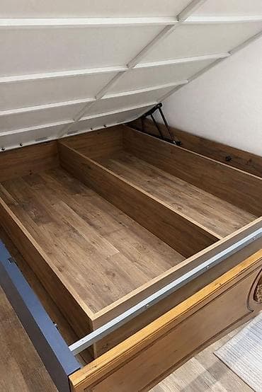 şifonerlər islenmis: İşlənmiş, 6 qapı, Güzgülü, Mavi, Taxta, Açılan, Düz dolab — 8